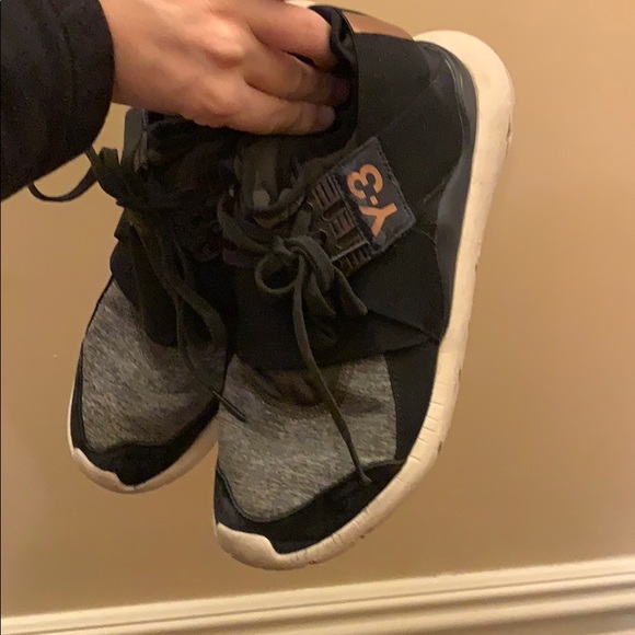 Sneakers - Picture 2 of 2